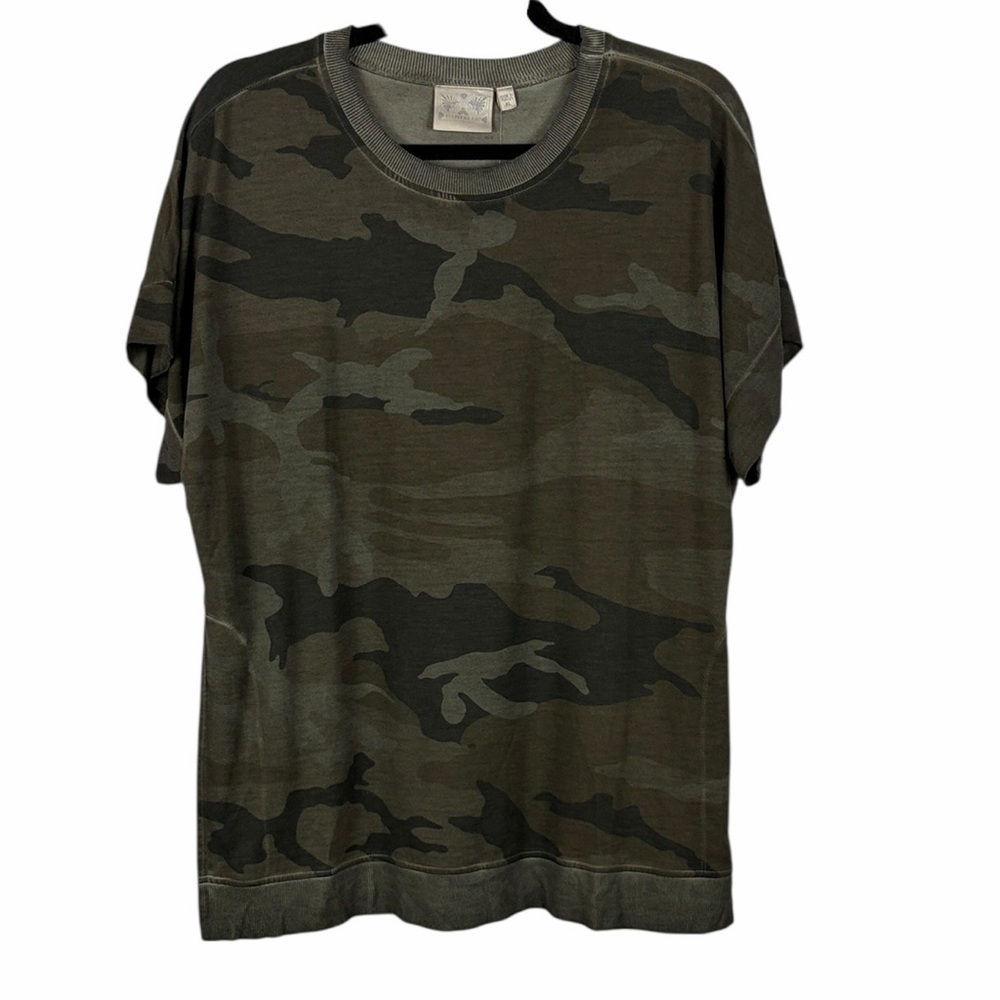 Dantelle Camo Print Short Sleeve Sweatshirt Top Size XL NWT